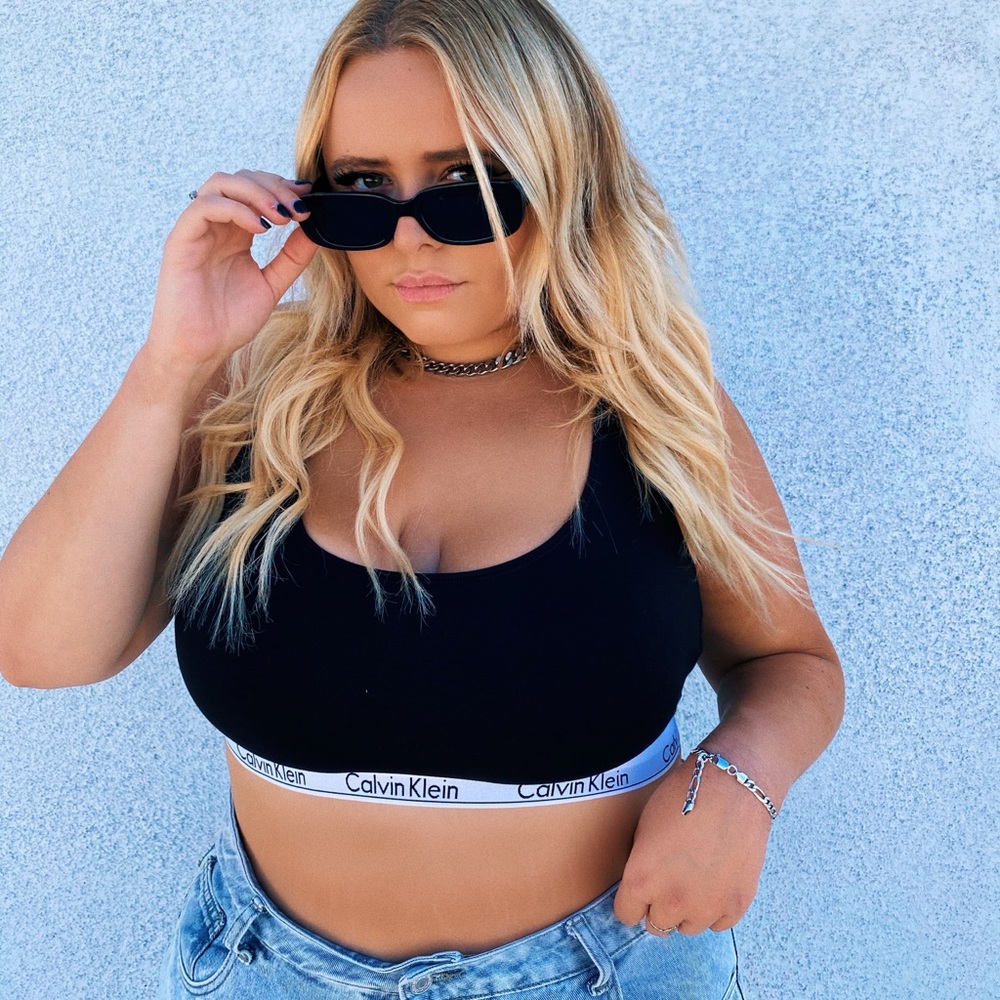 Meet your Posher, Alexandra